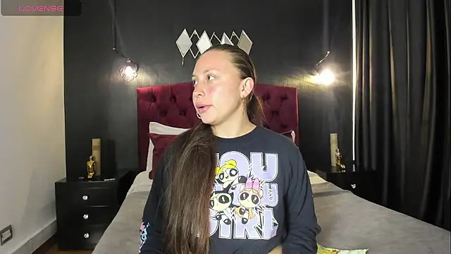 Widny Beaumont online show from 26, 10, 2025