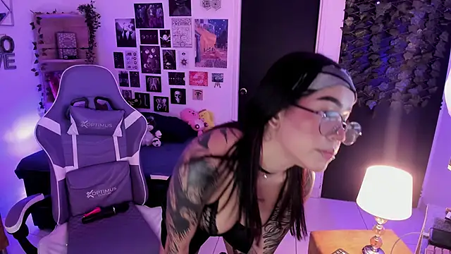 Liz rogers x online show from 4, 11, 2025