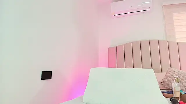 cataleya ebony  online show from 31, 10, 2025