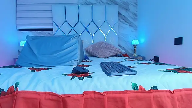 cataleya ebony  online show from 5, 12, 2025