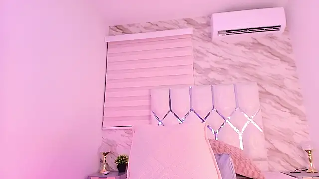 cataleya ebony  online show from 1, 3, 2026