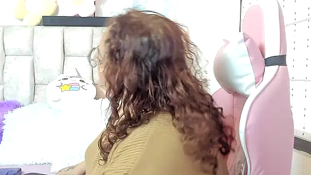 charlloteevans X online show from 17, 9, 2025