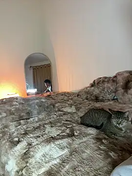 myc hot online show from 6, 3, 2026