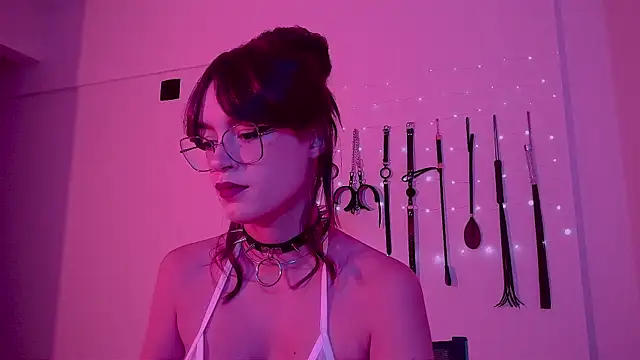 Snapshot of nina_kink chatting on 23, 5, 2026 nina kink online show from 23, 5, 2026