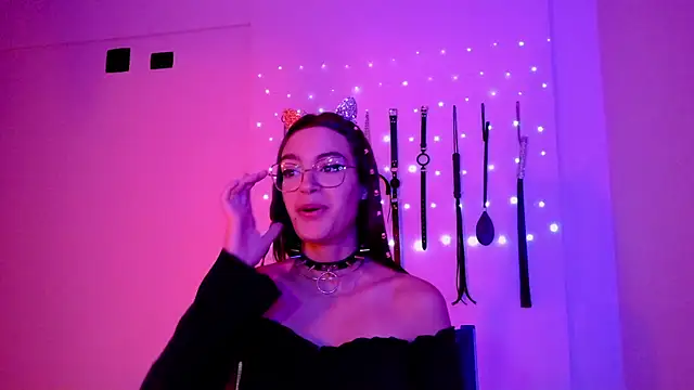 Snapshot of nina_kink chatting on 27, 4, 2026 nina kink online show from 27, 4, 2026
