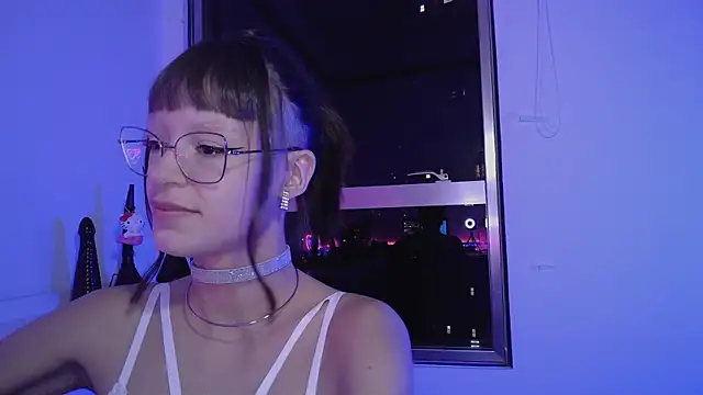 nina kink online show from 28, 9, 2025