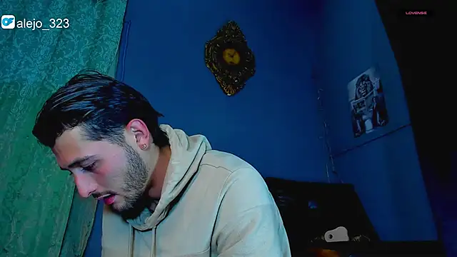 Snapshot of alejo__323__ chatting on 24, 2, 2026 alejo 323 online show from 24, 2, 2026