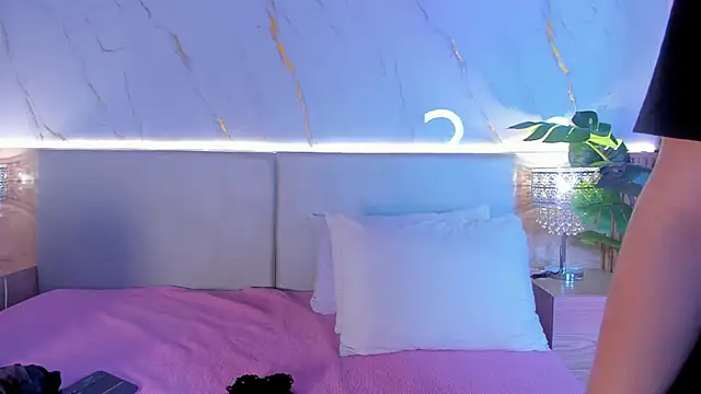 Meloddy Rose online show from 14, 10, 2025