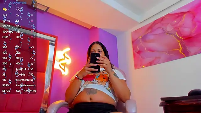 EllieTrinket  online show from 24, 3, 2026
