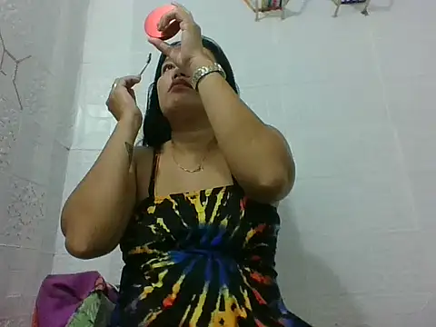 Snapshot of vivahot_sweet chatting on 11, 9, 2025 vivahot sweet online show from 11, 9, 2025