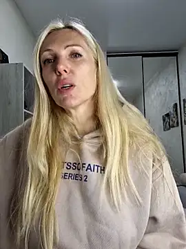 Monna online show from 26, 10, 2025