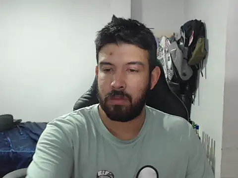 Axel11113 online show from 10, 9, 2025