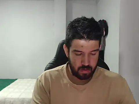 Axel11113 online show from 14, 12, 2025