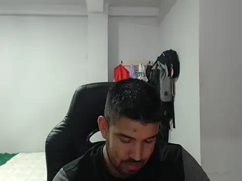 Axel11113 online show from 8, 11, 2025