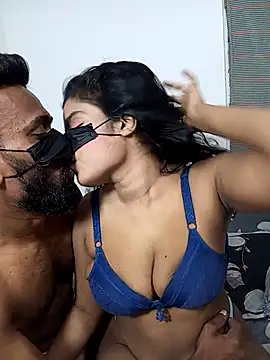 Darkchocosl8 online show from 13, 2, 2026