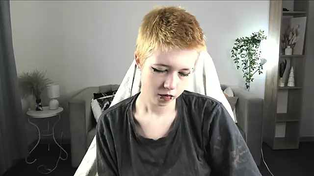 CarolineRichter online show from 12, 9, 2025