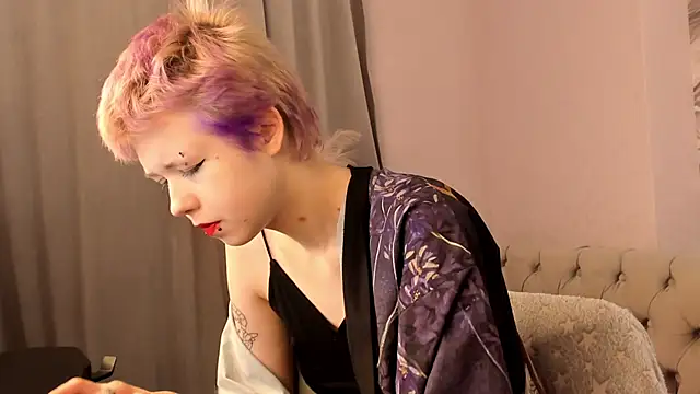 CarolineRichter online show from 18, 10, 2025