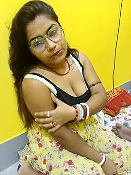 Naughty-Chaaya online show from 17, 9, 2025