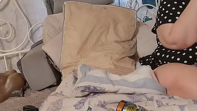 g0lden are0las89 online show from 4, 2, 2026