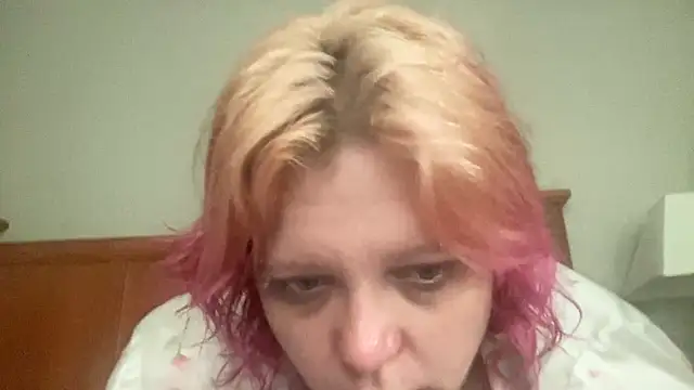 g0lden are0las89 online show from 3, 6, 2026