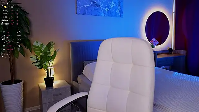 Ginger Jessy  online show from 2, 10, 2025