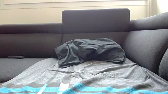 Snapshot of Hijuga chatting on 12, 9, 2025 Hijuga online show from 12, 9, 2025