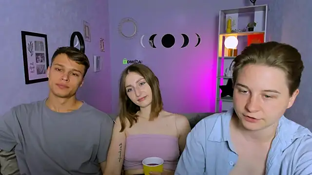 Snapshot of eva_smiith_ chatting on 10, 9, 2025 eva smiith online show from 10, 9, 2025