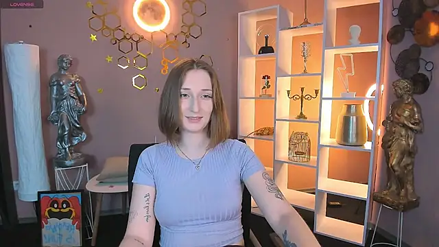 eva smiith  online show from 4, 6, 2026