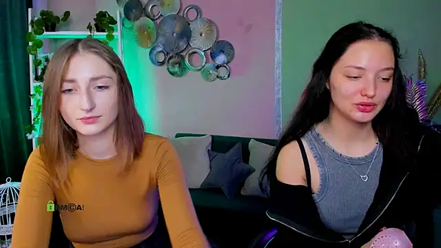 Snapshot of eva_smiith_ chatting on 8, 10, 2025 eva smiith online show from 8, 10, 2025