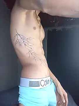 God Eros 23cm online show from 23, 11, 2025