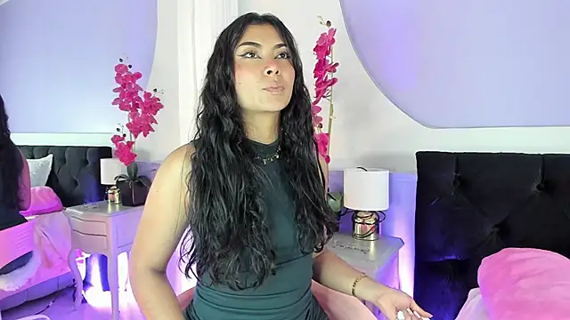  HAANNAH  online show from 12, 9, 2025