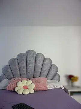 emma-conti2 online show from 27, 10, 2025