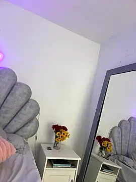 emma-conti2 online show from 24, 11, 2025