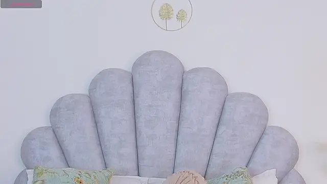 emma-conti2 online show from 14, 4, 2026