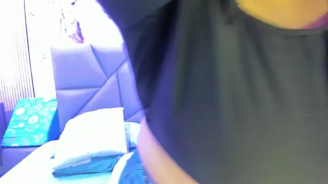 lulukawai16 online show from 11, 4, 2026