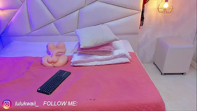 lulukawai16 online show from 18, 10, 2025