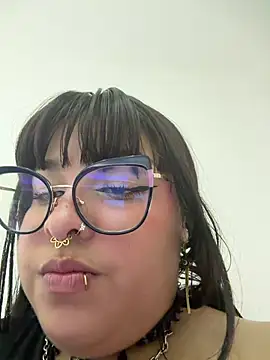 lulukawai16 online show from 14, 3, 2026