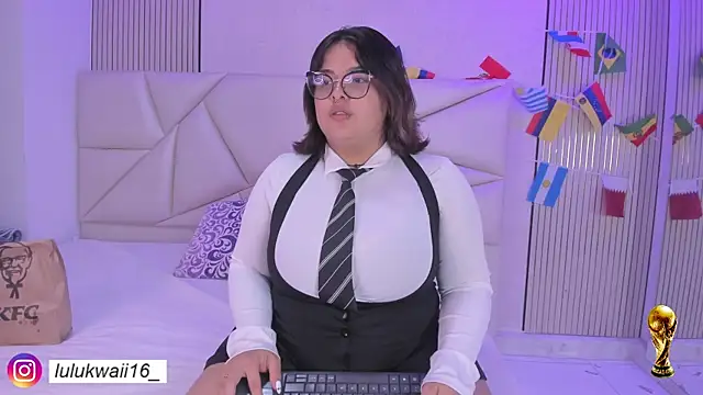 lulukawai16 online show from 20, 6, 2026