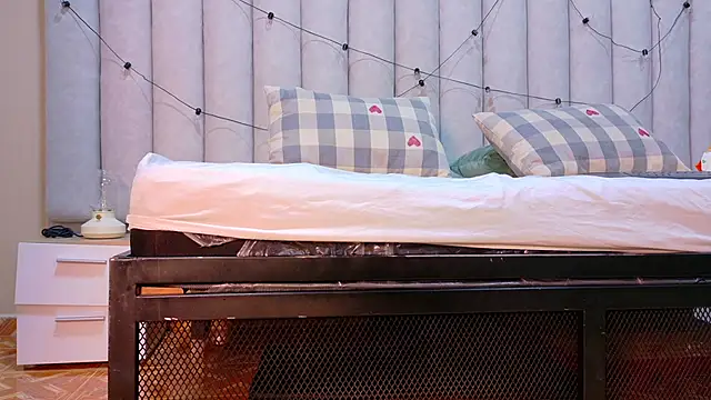 RiriiBrunette   online show from 24, 2, 2026