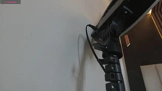 RiriiBrunette   online show from 1, 2, 2026