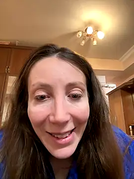 HellaryTourent online show from 25, 11, 2025