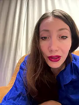 Snapshot of HellaryTourent chatting on 16, 1, 2026 HellaryTourent online show from 16, 1, 2026