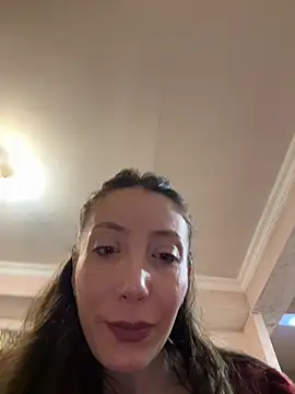 Snapshot of HellaryTourent chatting on 7, 2, 2026 HellaryTourent online show from 7, 2, 2026