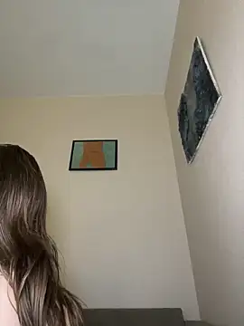 Bambi-Live online show from 25, 10, 2025