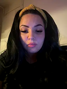 sexybunny18255 online show from 6, 10, 2025