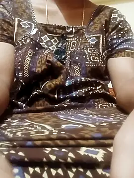 Snapshot of NISHU-TELUGU chatting on 9, 11, 2025 NISHU-TELUGU online show from 9, 11, 2025