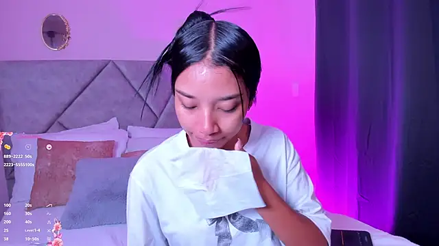 MissPocahontass online show from 27, 9, 2025