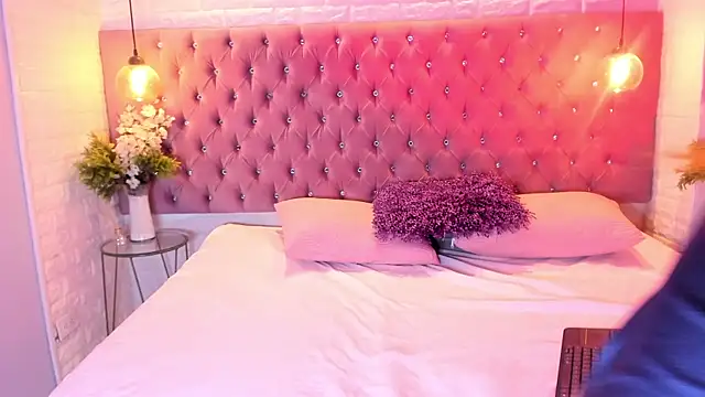 amber sparkle online show from 13, 10, 2025