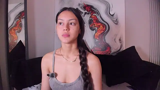 Charlottegray 1 online show from 14, 11, 2025