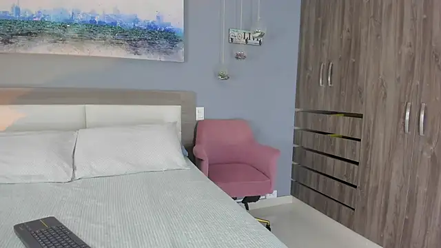 Abby-Torres online show from 24, 10, 2025